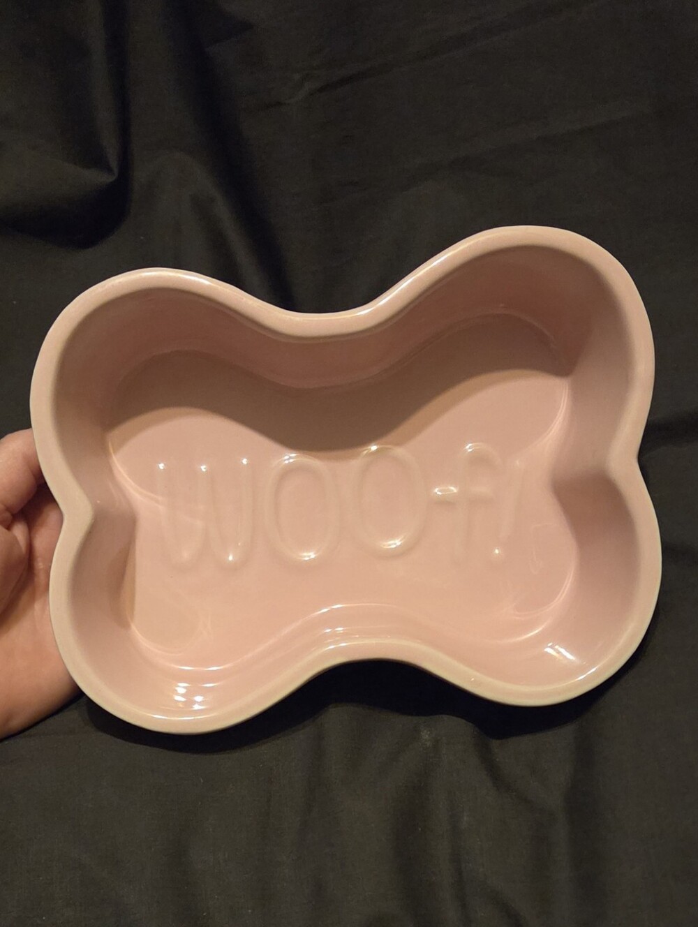 Coastline Imports Fido's Diner Pink Stoneware Bone Shaped Dog Dish "Woof" 7.5x5.